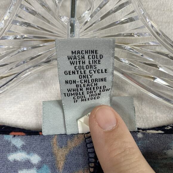 Catherines Top Womens 3X Southwestern Feathers Print Bell Sleeve Boho Stretch - Picture 4 of 9